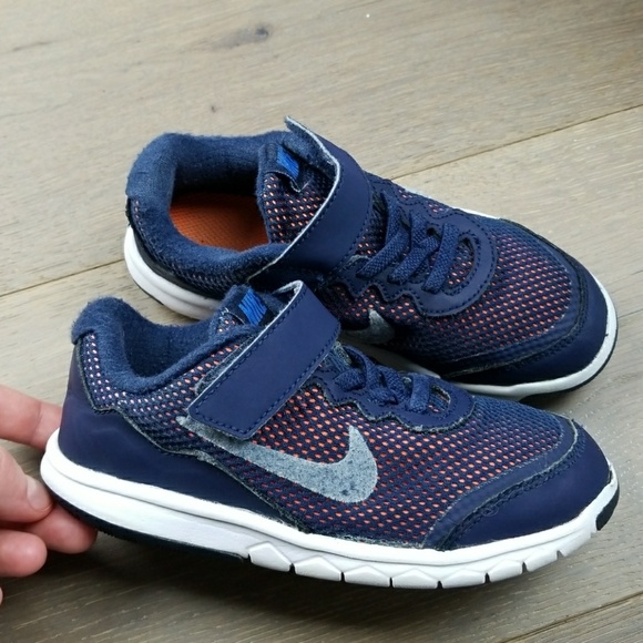 nike boys 11c